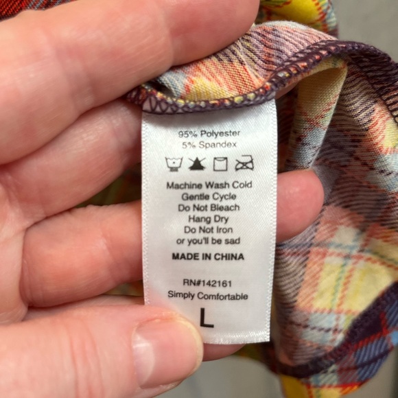 NWT LuLaRoe Christy V-neck tee - Picture 4 of 5